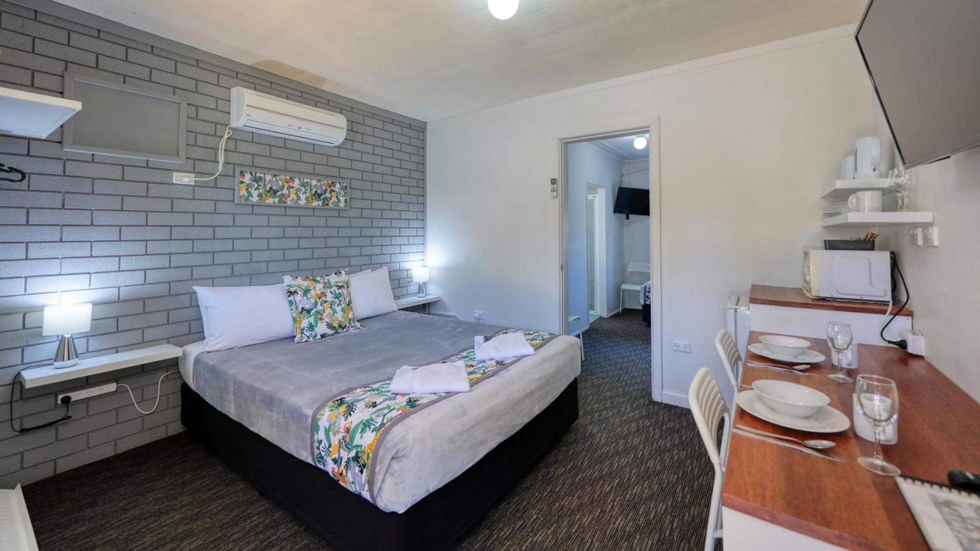 Oasis Motel Peak Hill Esterno foto