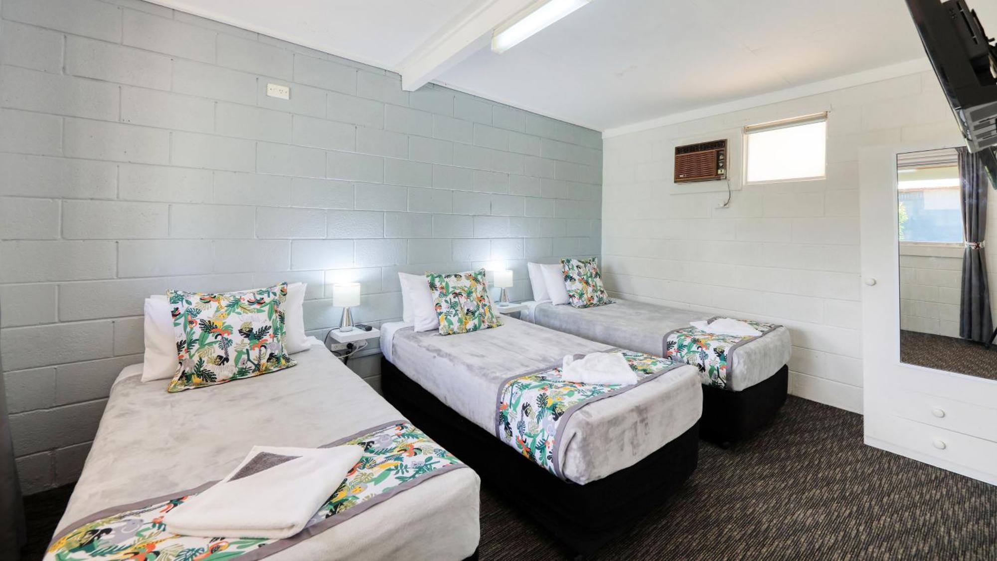 Oasis Motel Peak Hill Esterno foto