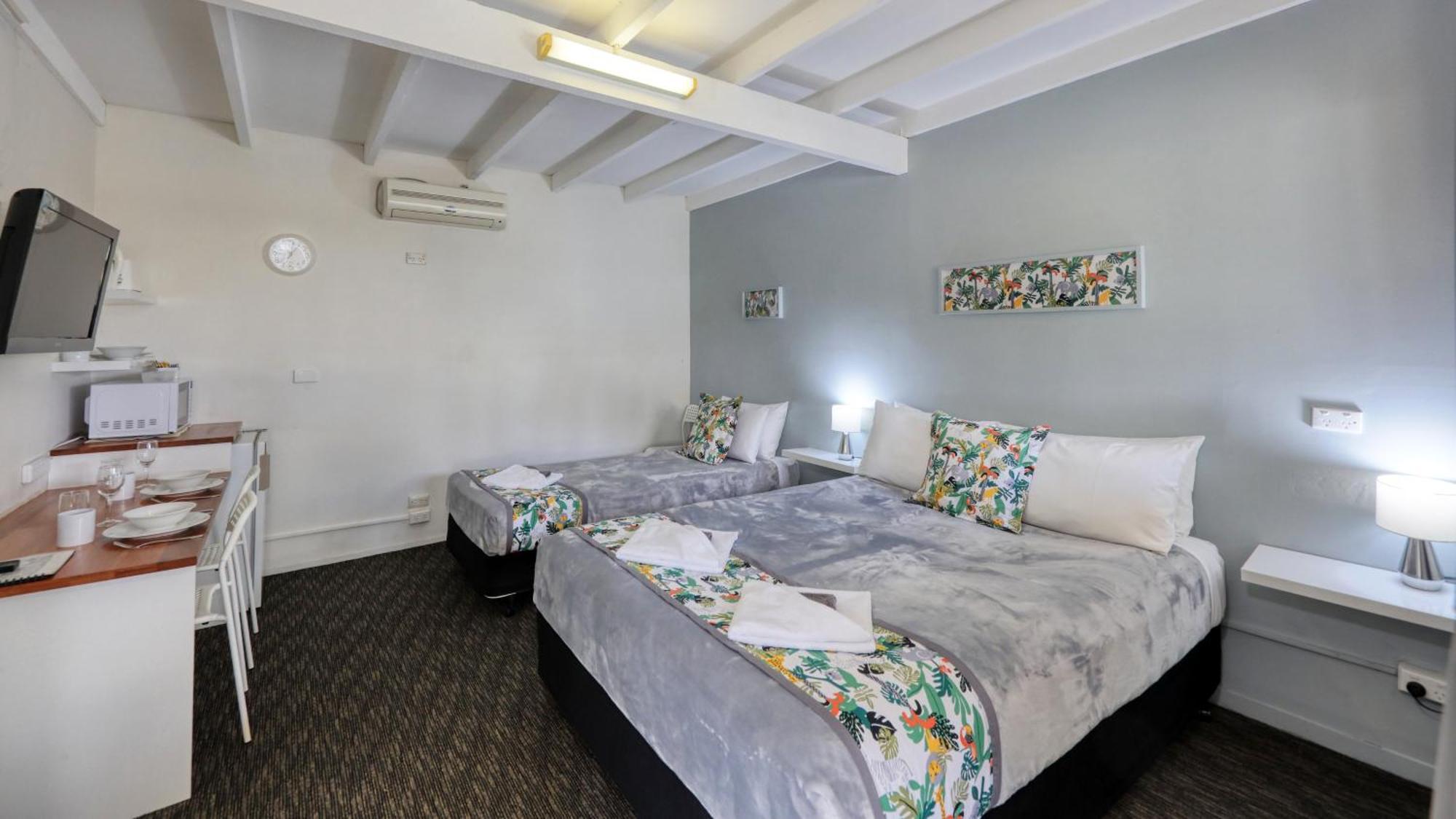 Oasis Motel Peak Hill Esterno foto