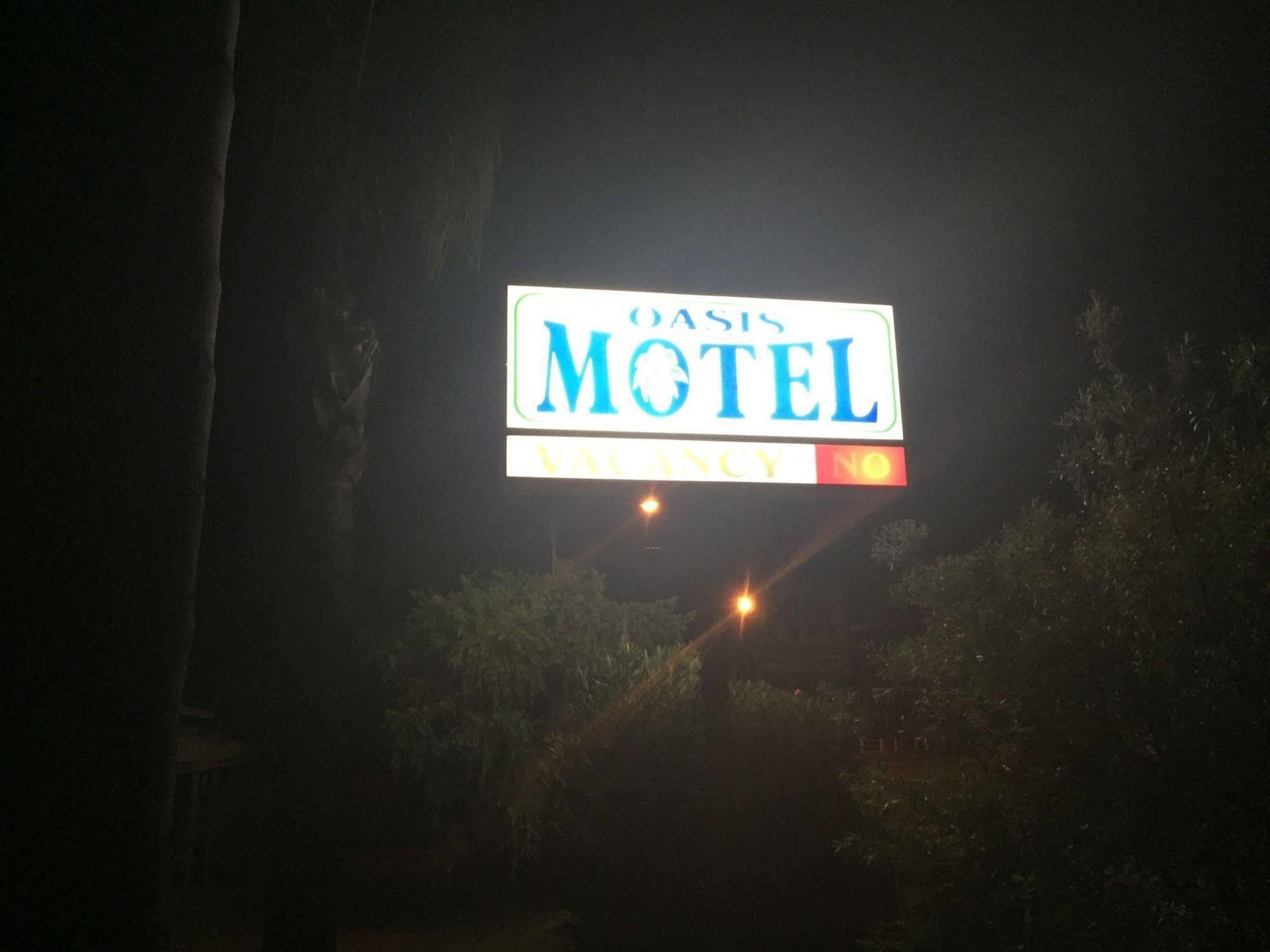 Oasis Motel Peak Hill Esterno foto